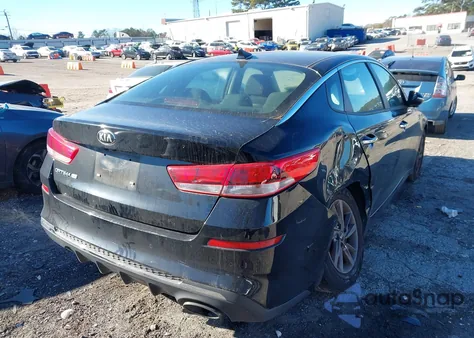 2020 Kia Optima Lx z USA, uszkodzony, nr VIN 5XXGT4L33LG422365